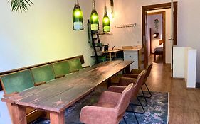 Minimal Hostel No 41